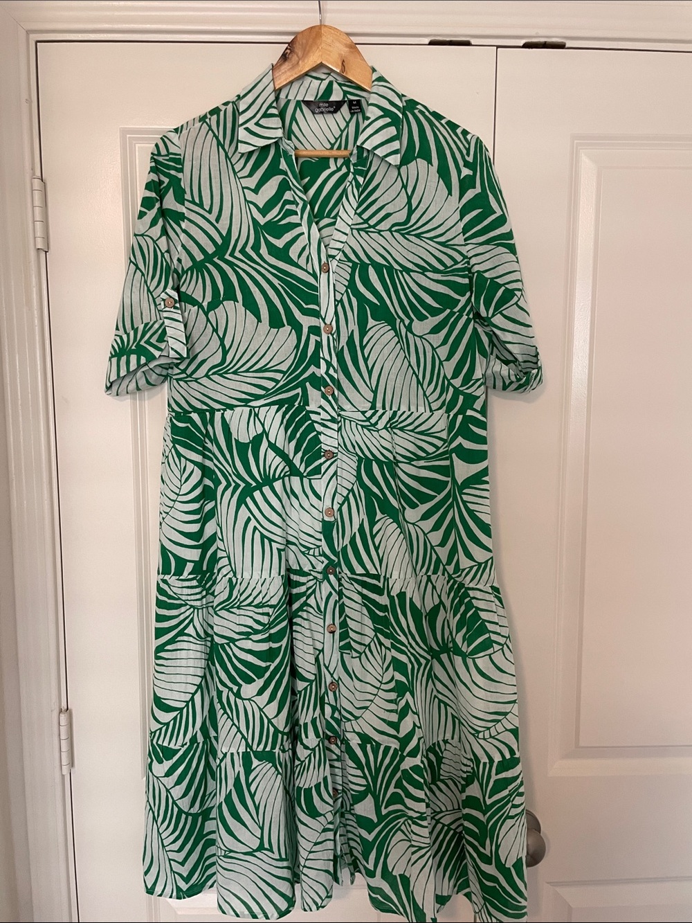 Mlle Gabrielle Green and White Leaf-Print Midi Shirt Dress M Resort Wear Cotton